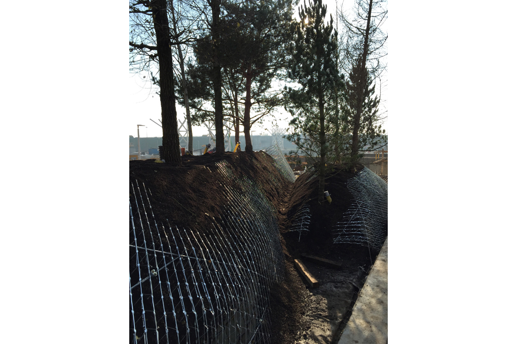 02_Breathe_1412_30242_xs